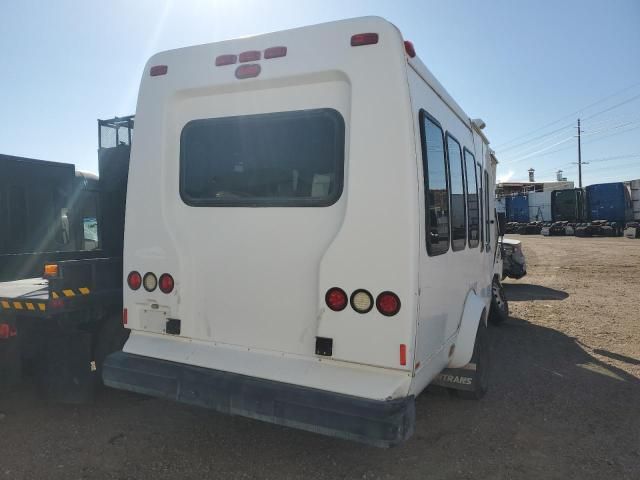 2008 Ford Econoline E350 Super Duty Cutaway Van