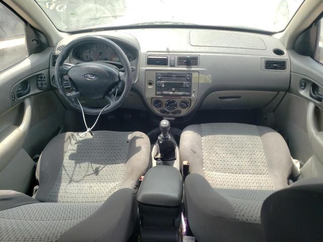 2005 Ford Focus ZX4