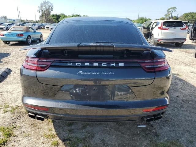 2017 Porsche Panamera Turbo