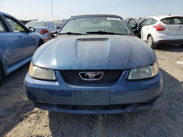 2000 Ford Mustang GT