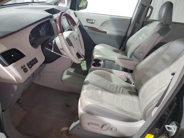 2012 Toyota Sienna XLE