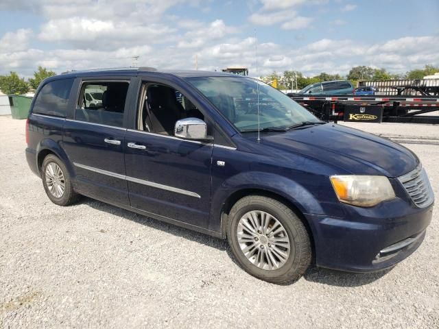 2014 Chrysler Town & Country Touring L