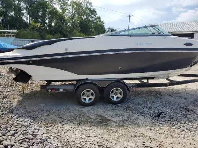 2007 Rinker Boat