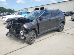 Salvage SUVs for sale at auction: 2017 Jeep Compass Limited