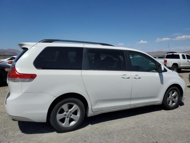 2012 Toyota Sienna LE