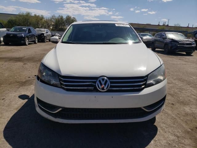 2013 Volkswagen Passat SE