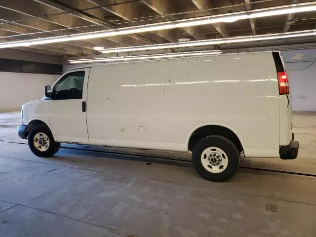 2011 GMC Savana G2500