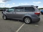 2017 Toyota Sienna XLE