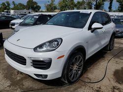 Carros salvage sin ofertas aún a la venta en subasta: 2016 Porsche Cayenne