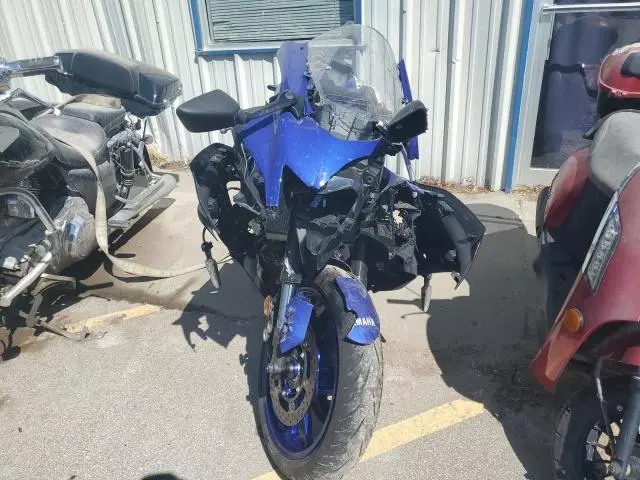 2024 Yamaha YZFR7