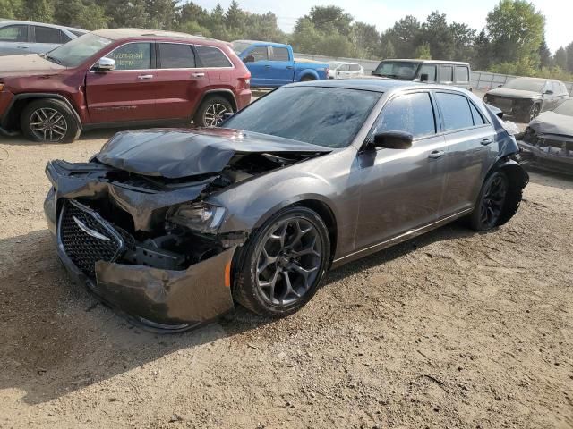 2020 Chrysler 300 Touring