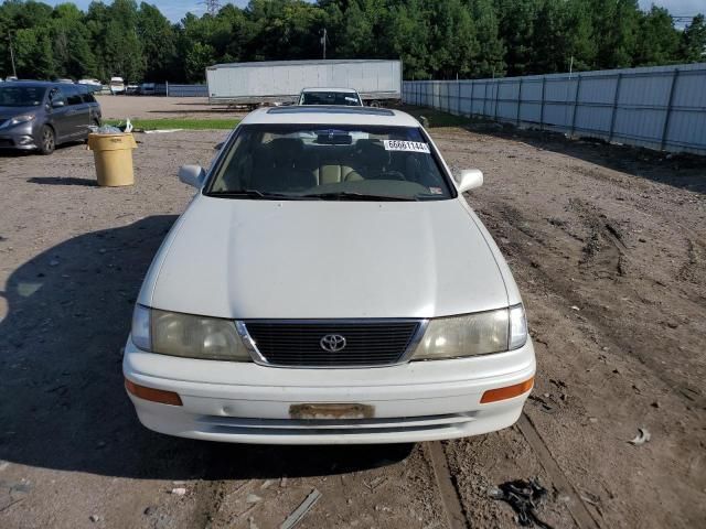 1997 Toyota Avalon XL