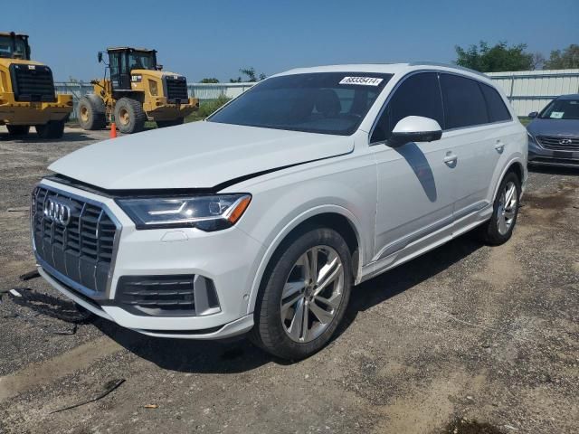 2020 Audi Q7 Premium Plus