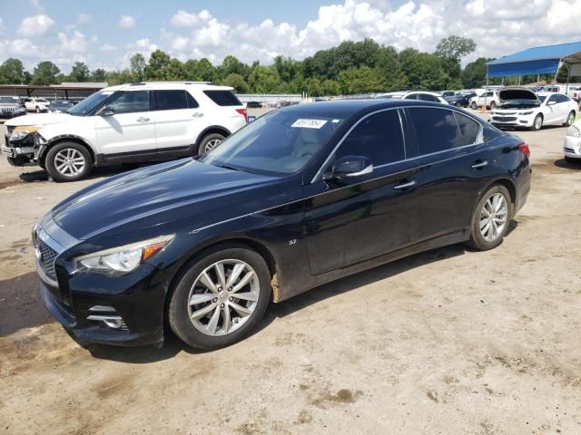 2015 Infiniti Q50 Base