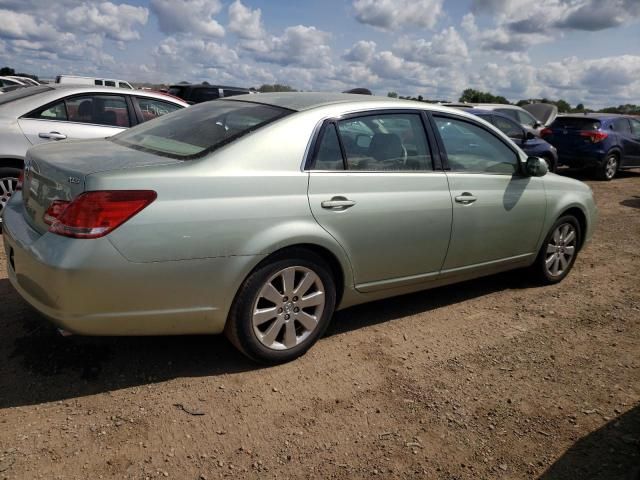 2005 Toyota Avalon XL