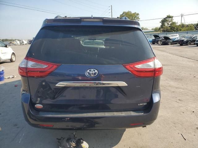 2019 Toyota Sienna XLE