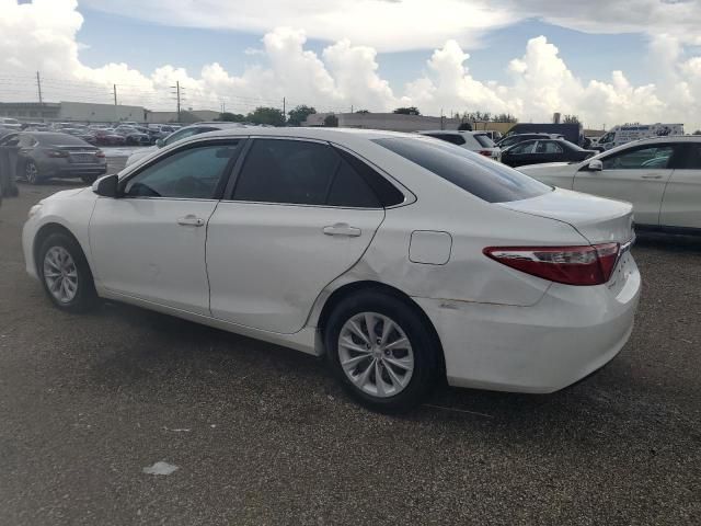 2016 Toyota Camry LE