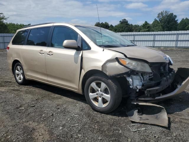 2012 Toyota Sienna LE