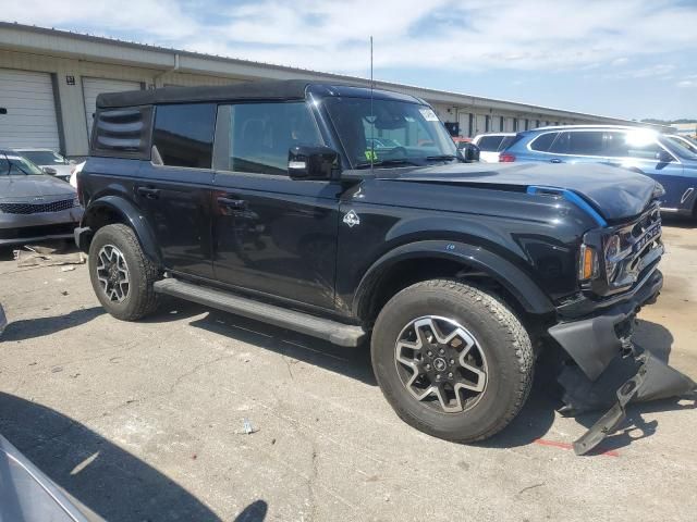 2022 Ford Bronco Base