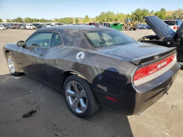 2013 Dodge Challenger SXT