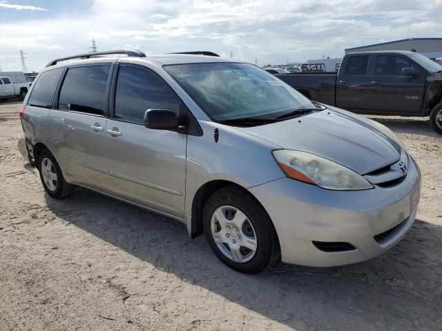 2010 Toyota Sienna CE