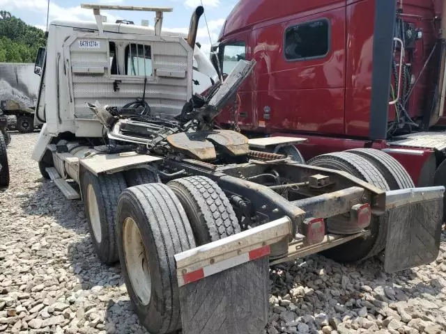 2013 Freightliner Cascadia 125