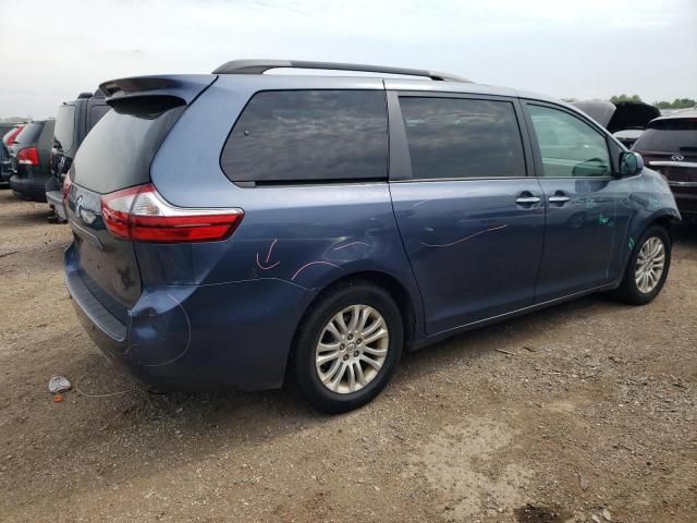 2015 Toyota Sienna XLE