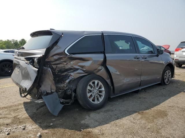 2021 Toyota Sienna LE