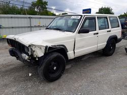 Salvage cars for sale at Walton, KY auction: 1998 Jeep Cherokee SE