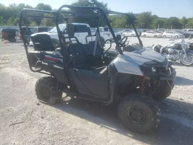 2017 Honda SXS700 M4