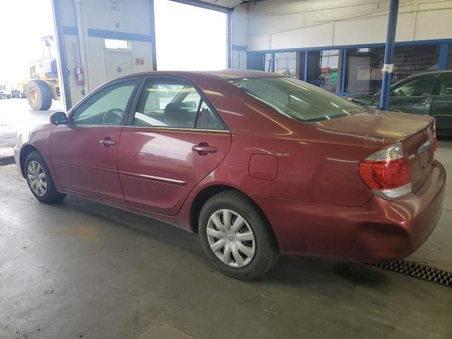 2005 Toyota Camry LE