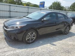 2022 KIA Forte FE en venta en Walton, KY