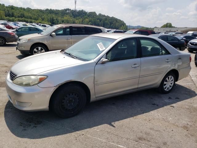 2005 Toyota Camry LE