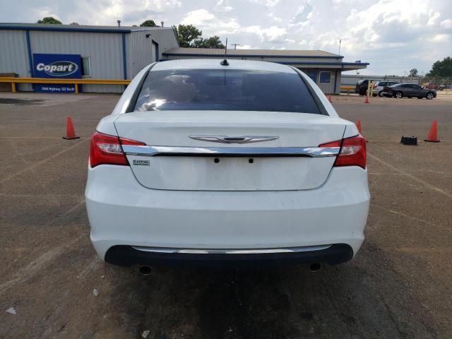 2013 Chrysler 200 Limited