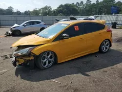 Carros salvage sin ofertas aún a la venta en subasta: 2013 Ford Focus ST