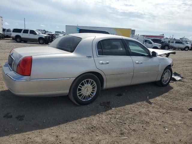 2008 Lincoln Town Car Signature Limited