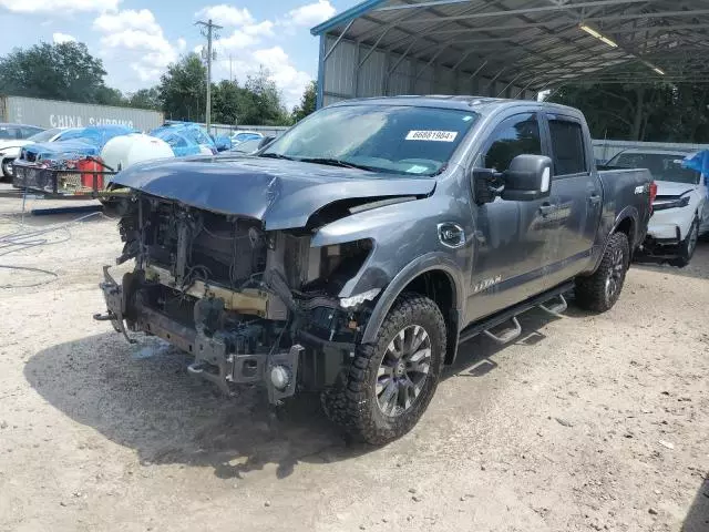 2017 Nissan Titan SV