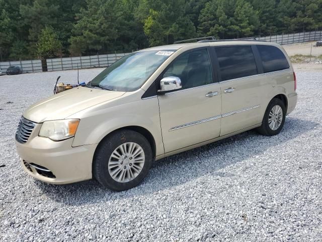 2011 Chrysler Town & Country Touring L