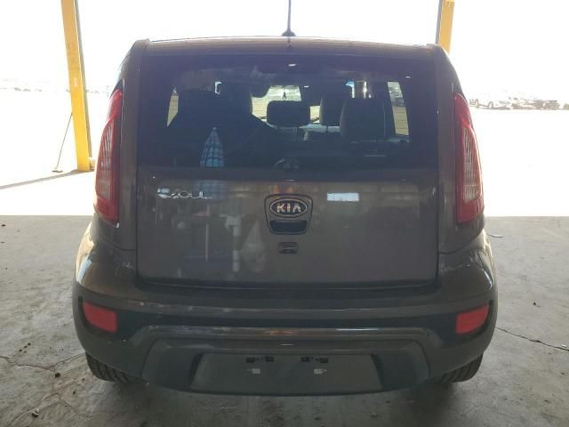 2012 KIA Soul +