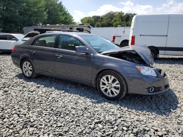 2010 Toyota Avalon XL