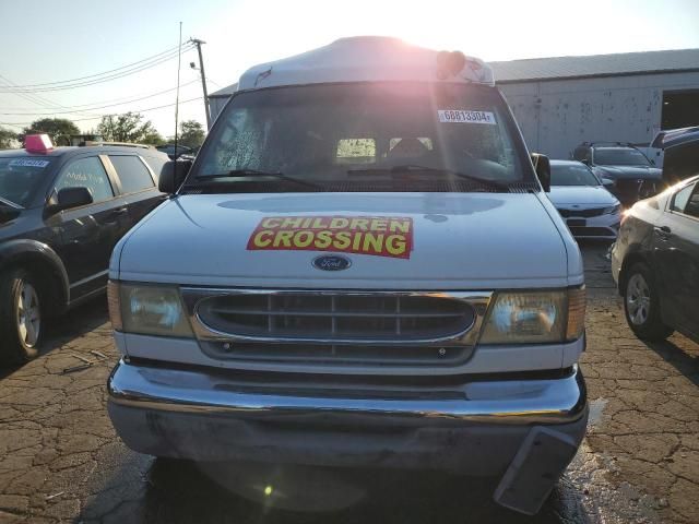 2002 Ford Econoline E150 Van