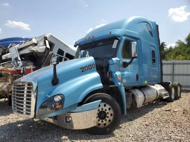 2015 Freightliner Cascadia 125