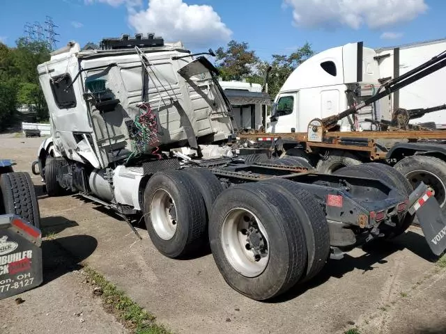 2024 Volvo VN VNL