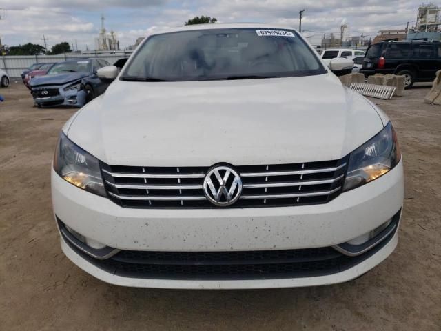 2014 Volkswagen Passat SEL