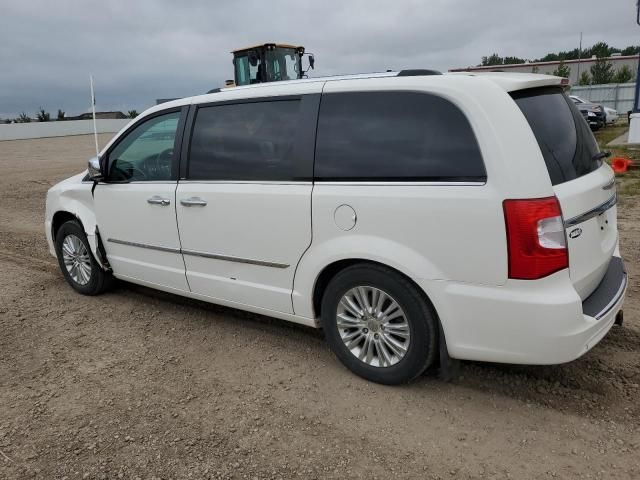 2013 Chrysler Town & Country Limited