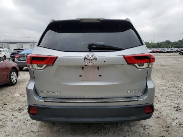 2019 Toyota Highlander SE