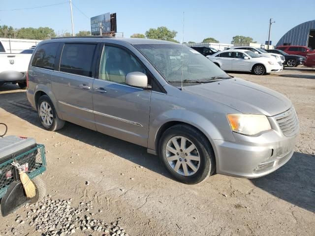 2014 Chrysler Town & Country Touring