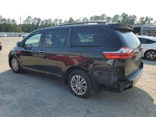 2015 Toyota Sienna XLE