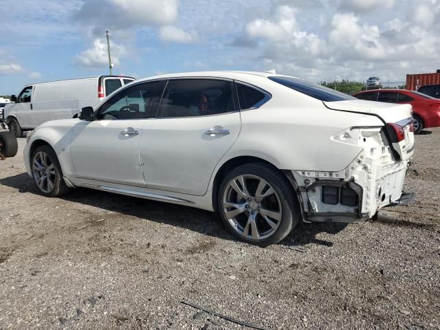 2016 Infiniti Q70 3.7