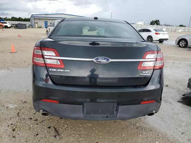 2014 Ford Taurus SEL